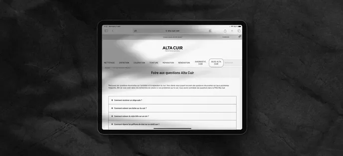 Illustration du site Alta Cuir dans une tablette Illustration du site Alta Cuir dans une tablette