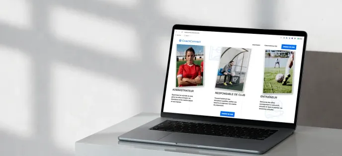 Image du site coachConnect en version téléphone expliquant à qui l’application est destinée